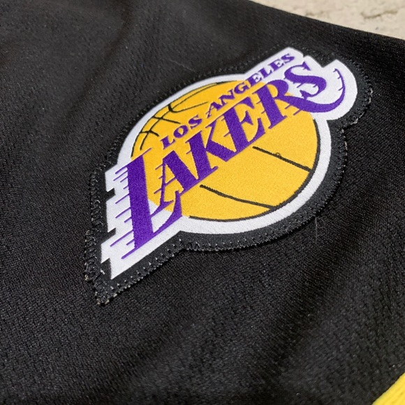 Lakers x NBA shorts (LeBron James) - Picture 3 of 6